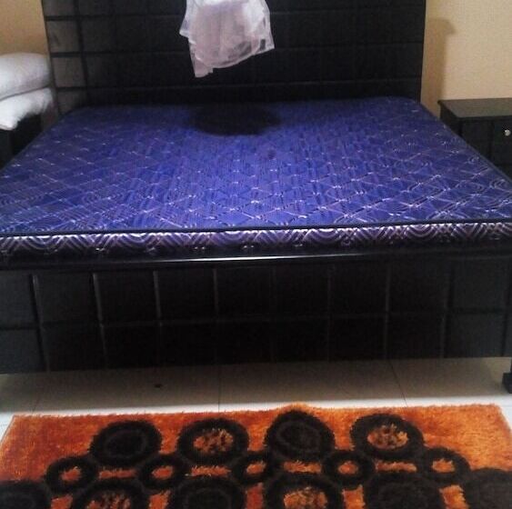 هتل Kazinga Channel Lodge