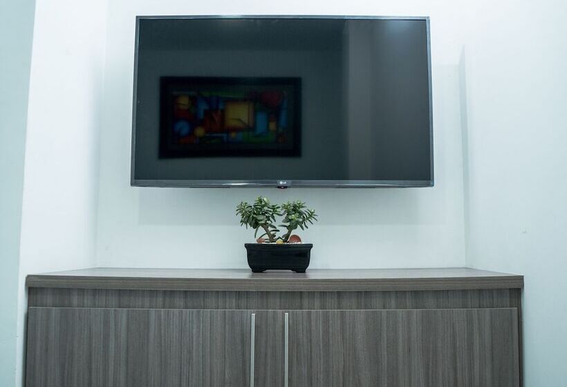 Отель La Estacion