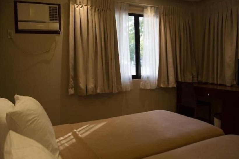 فندق Lakawon Island Resort