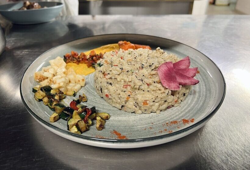 Отель Le Pré Saint Germain