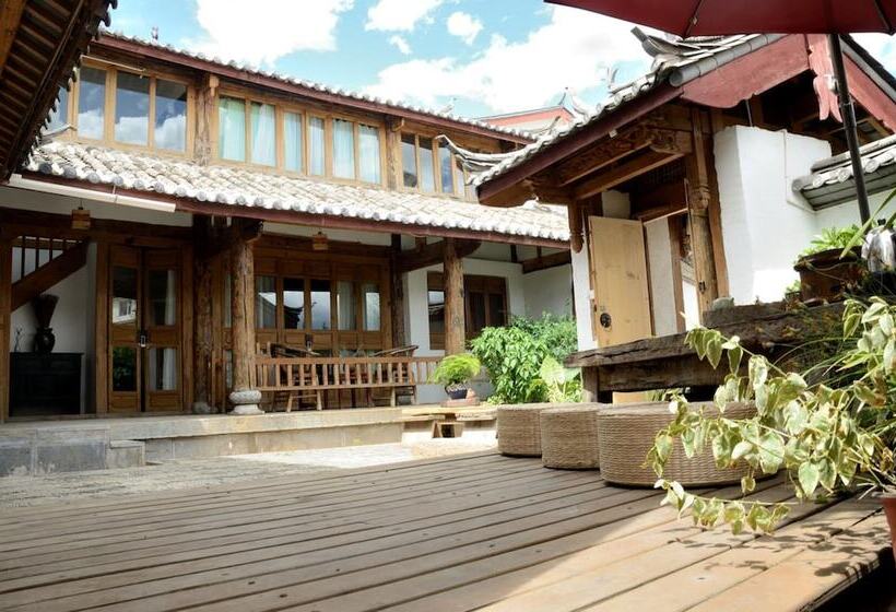 Hotel Lijiang Seven Island Resort