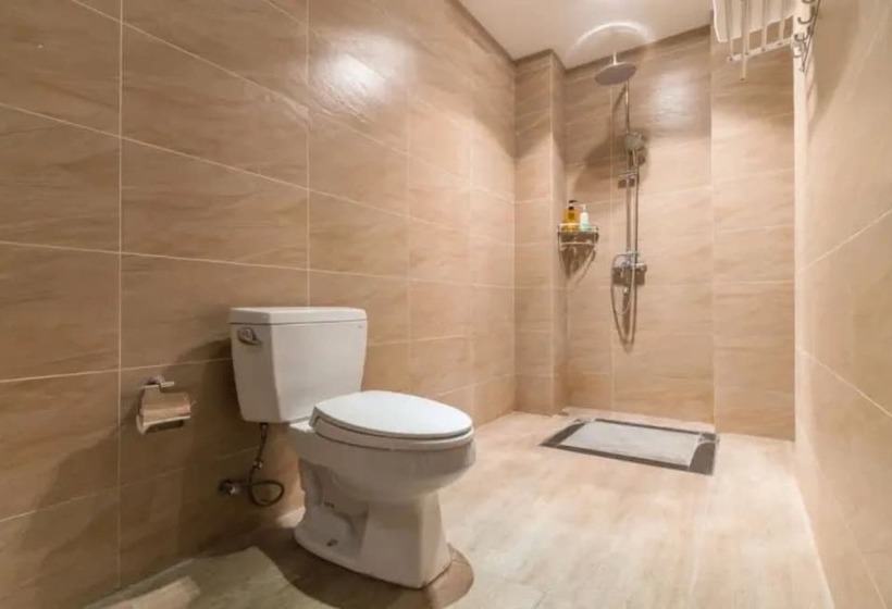 Отель Lijiang Yongshe Inn