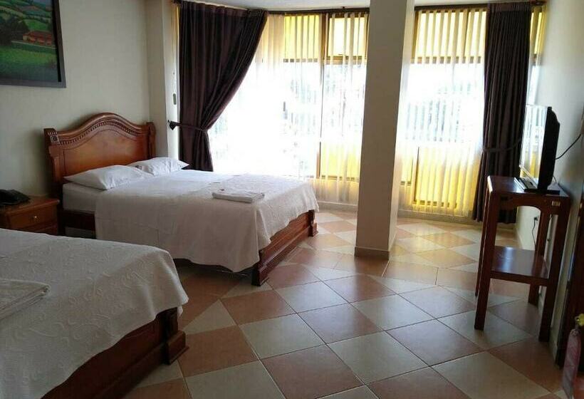 酒店 Marques Plaza