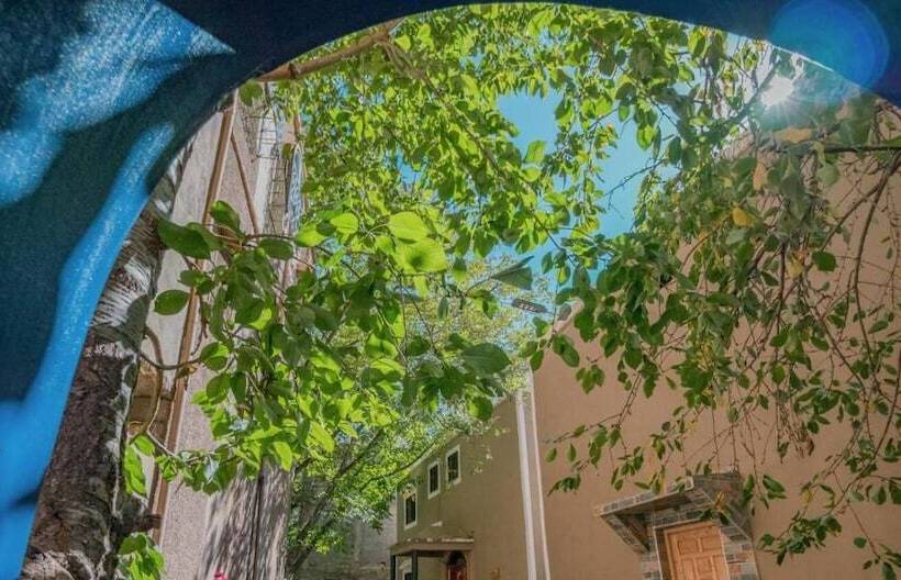 Отель Mount Toubkal Lodge