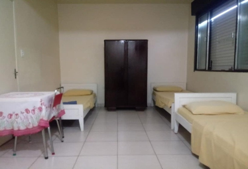 Отель Oyo Moura