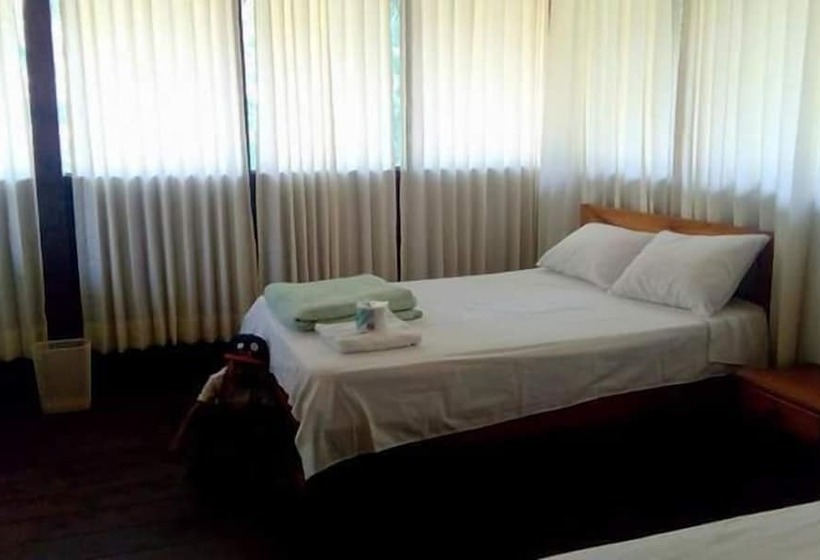 هتل Peru Amazon Garden Lodge