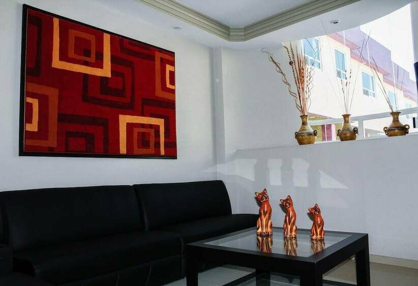 فندق Plaza Fontesanta