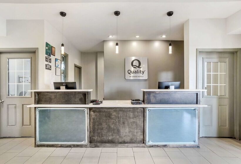 Отель Quality Inn And Conference Center