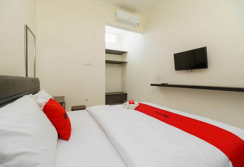 酒店 Reddoorz @ Cangkring Street Cirebon
