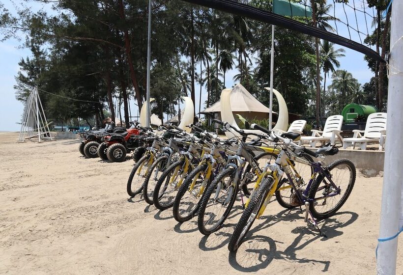 בית מלון כפרי Roxy Sematan Villa & Townhouse