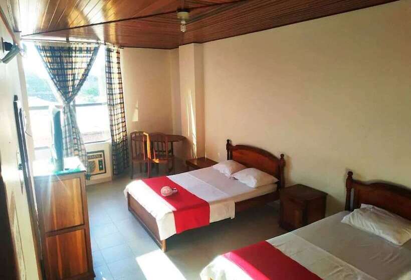 هتل Royal Bacarly