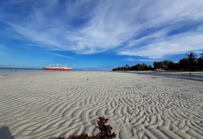 호텔 Saint John Beach House