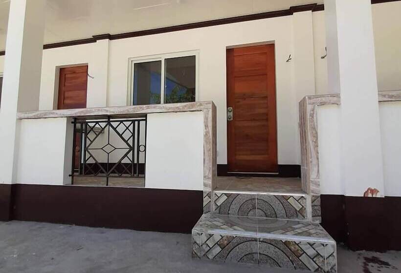 호텔 Saint John Beach House