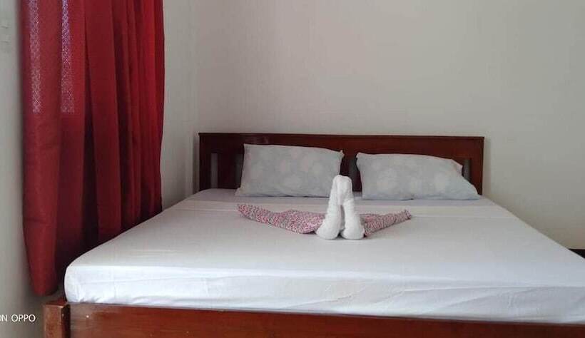 호텔 Saint John Beach House