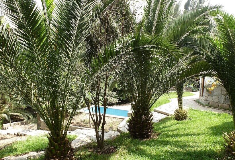 هتل Santa Eulalia Bungalows