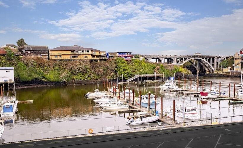 فندق Scp Depoe Bay