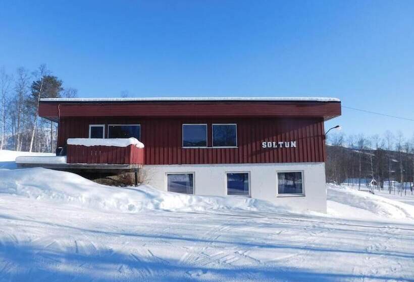 ホテル Soltun Soldatheim & Ungdomssenter