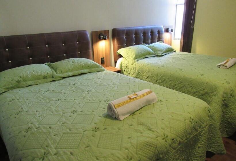 ホテル Sueños Dorados