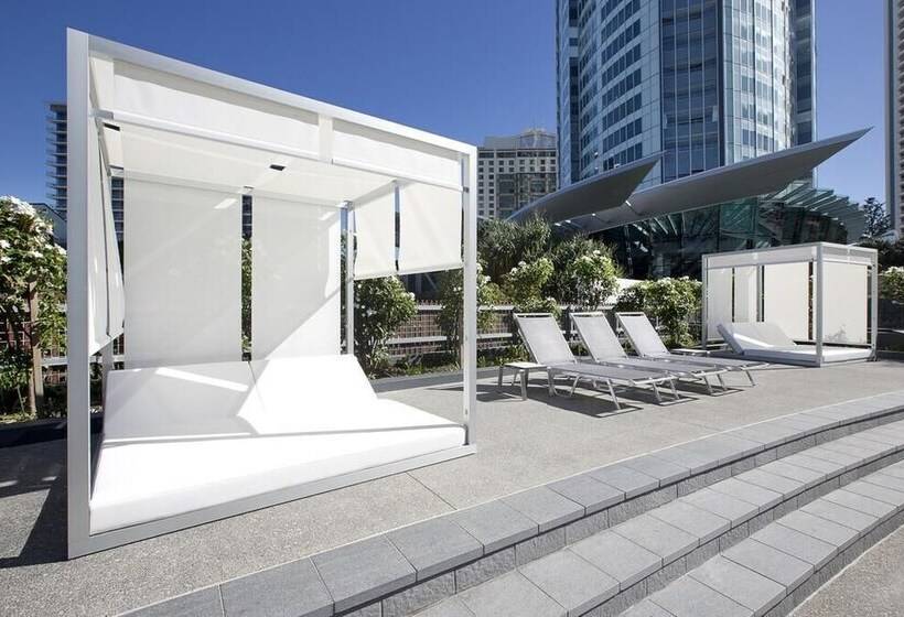 فندق Surfers Paradise Ocean View