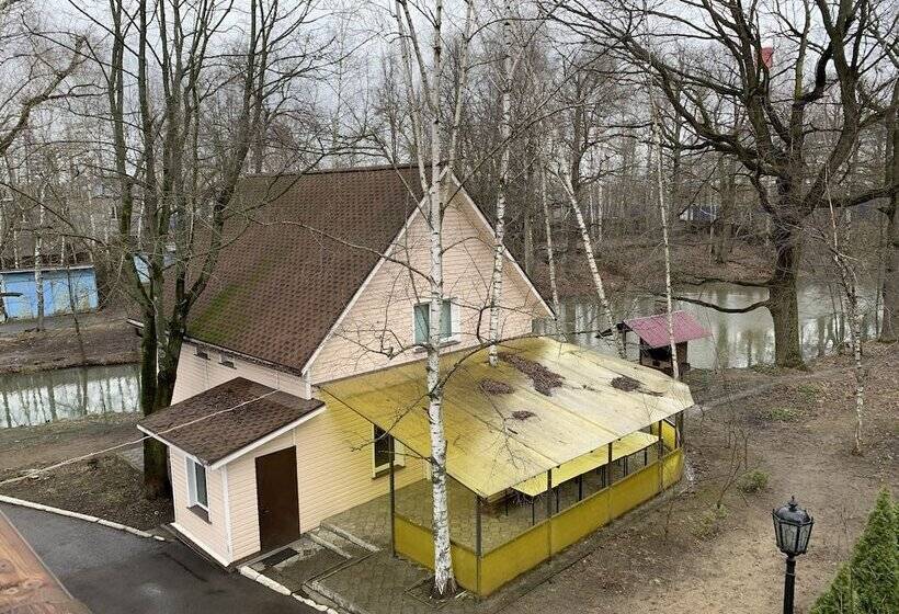 Отель Trade Union Training Center