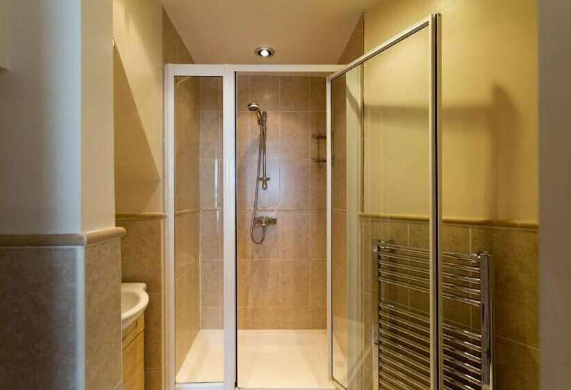 ホテル Innit Rooms   Upper Rock