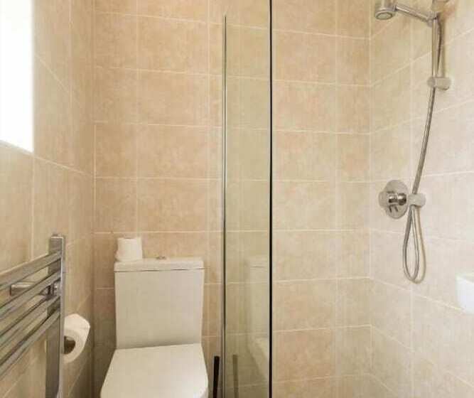 ホテル Innit Rooms   Upper Rock