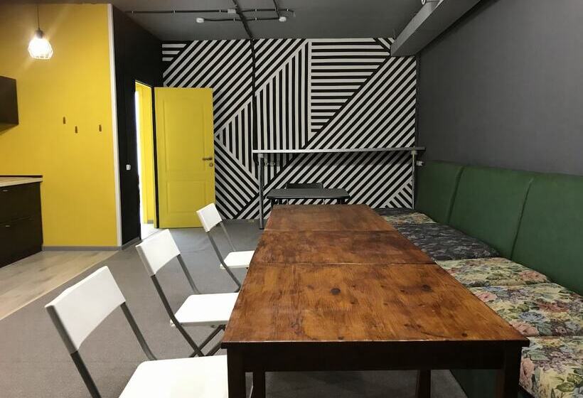 Kandinskiy Hostel