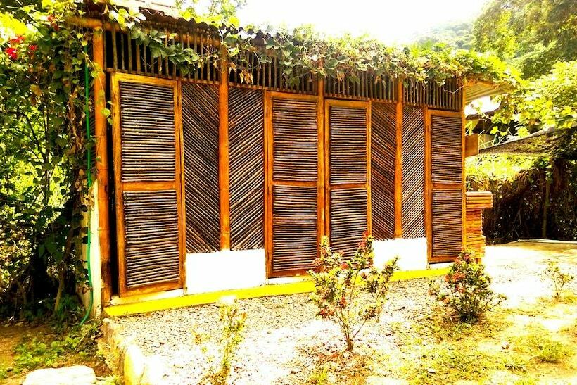 La Casa En El Aire   Hostel