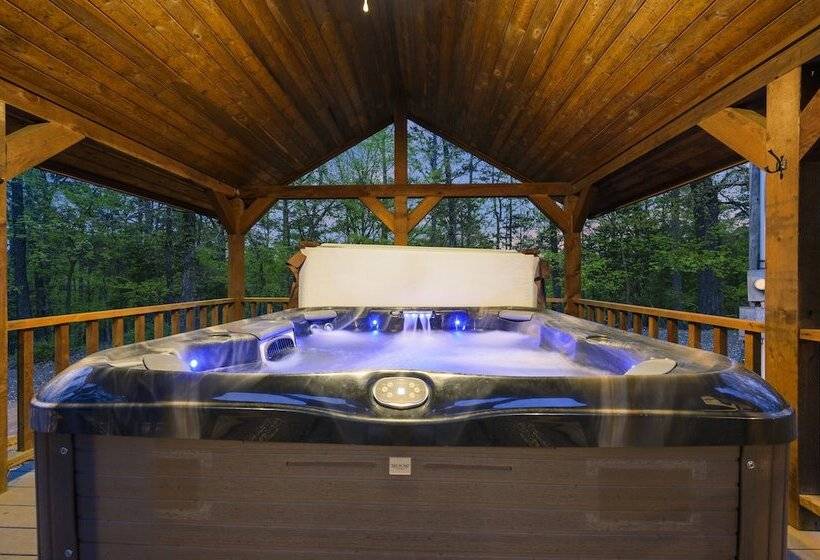 Lacey Dogwood Family Cabin With Free Wifi And Private Bbq By Redawning