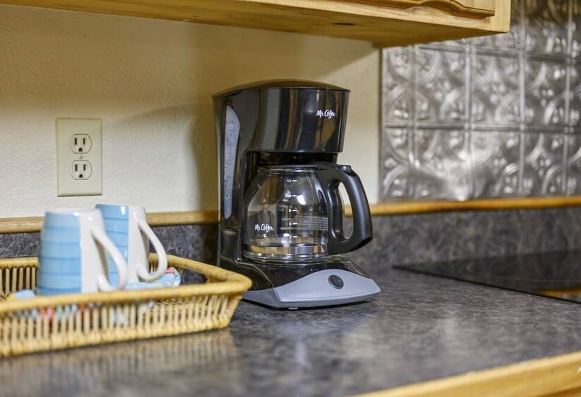 Lacey Dogwood Family Cabin With Free Wifi And Private Bbq By Redawning