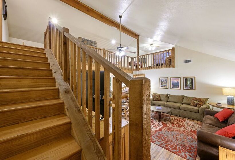 Lacey Dogwood Family Cabin With Free Wifi And Private Bbq By Redawning