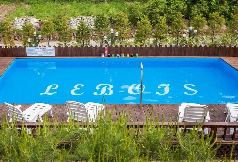 Lebois Pension