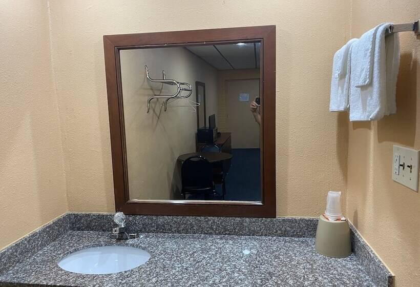 فندق على الطريق Deer Park Motor Inn