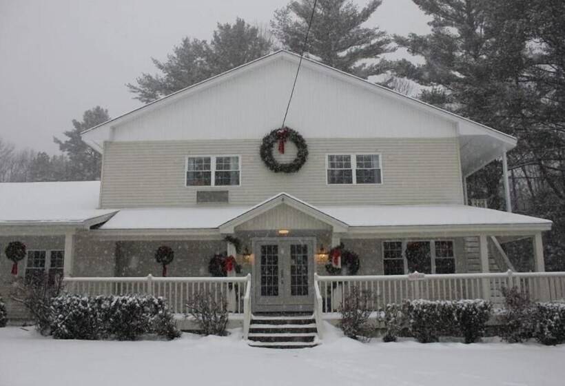 モーテル Golden Apple Inn