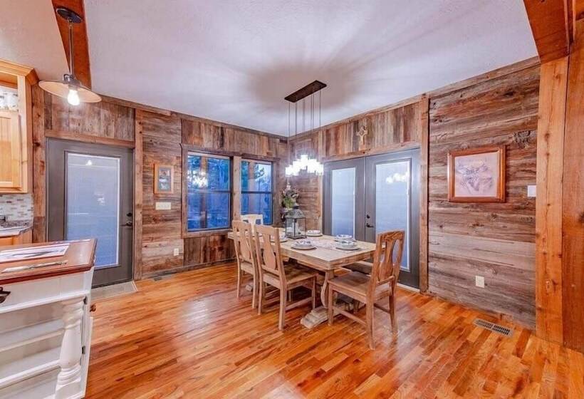 Mountain Fork Lodge With Wifi And Fire Pit By Redawning