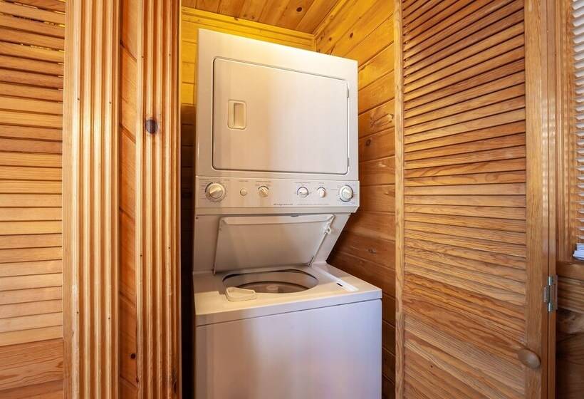 Mountain View Holy Smoky Cabin By Redawning