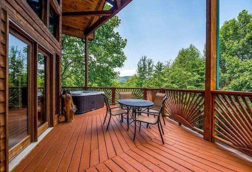 Mountain View Holy Smoky Cabin By Redawning