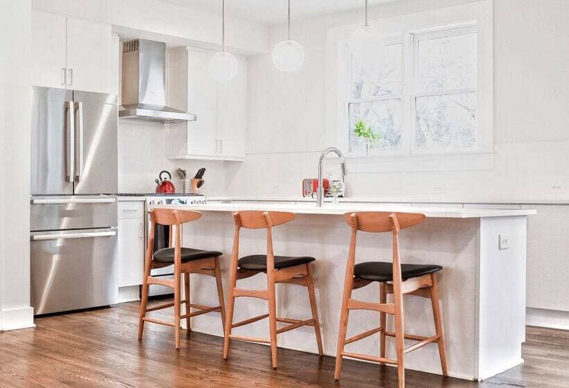 Newly Renovated Buckhead Condo Suites