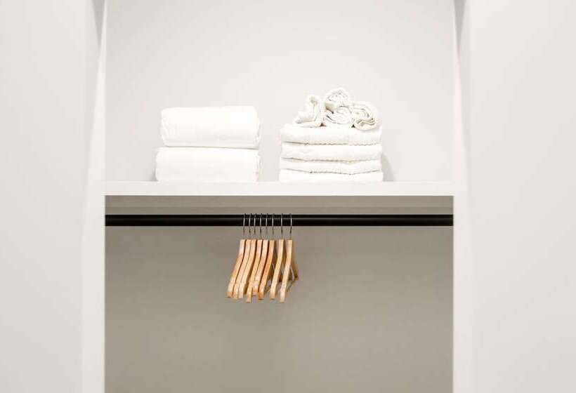 Newly Renovated Buckhead Condo Suites