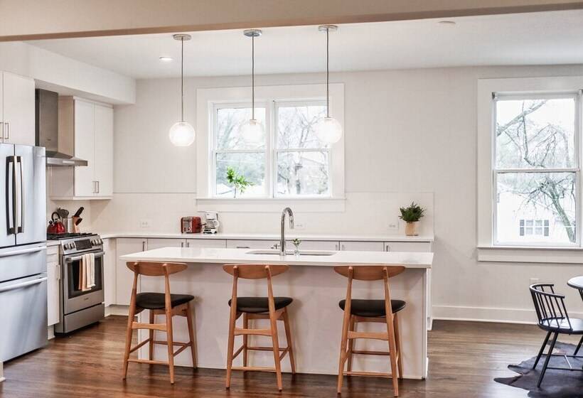 Newly Renovated Buckhead Condo Suites