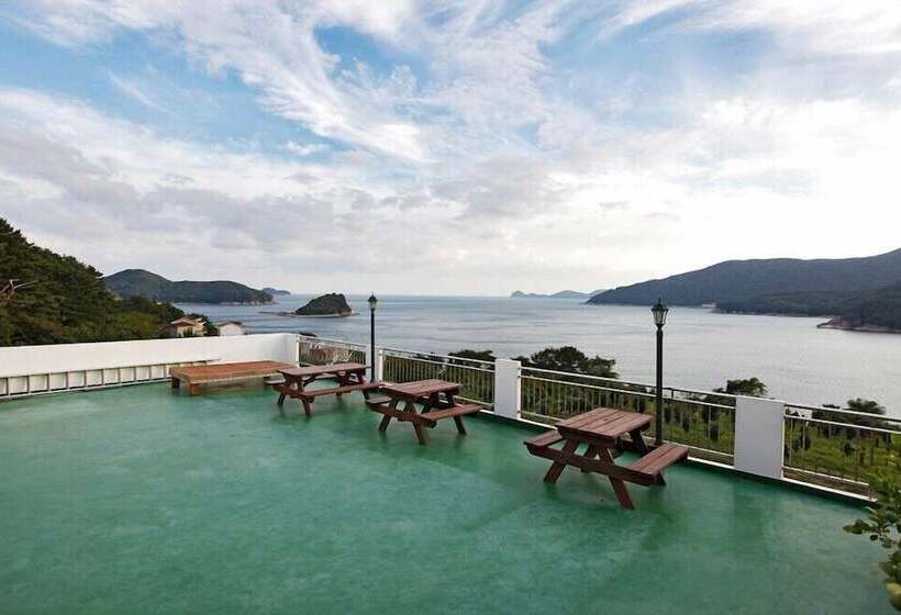 Pado Hyanggi Pension