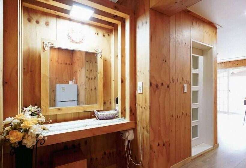 Pado Hyanggi Pension