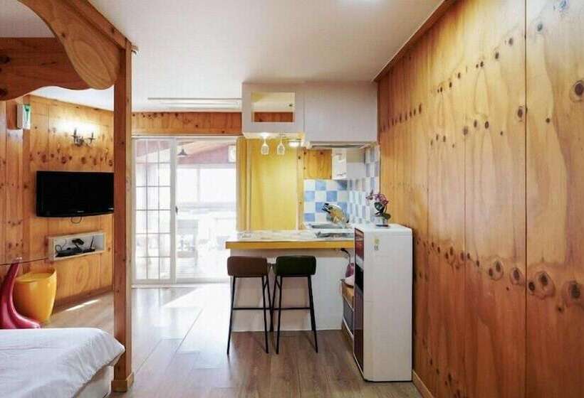 Pado Hyanggi Pension