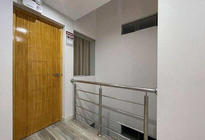 Paris Senlis Hostel Plus