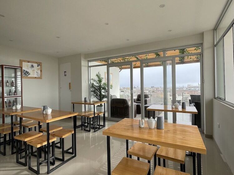 Paris Senlis Hostel Plus