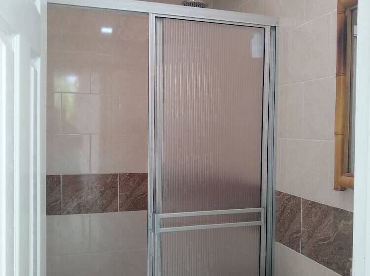 ペンション Alojamiento Familiar Casa Campesina