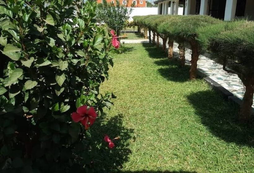 پانسیون Bahamas Guest