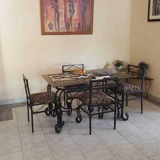 پانسیون Bahamas Guest