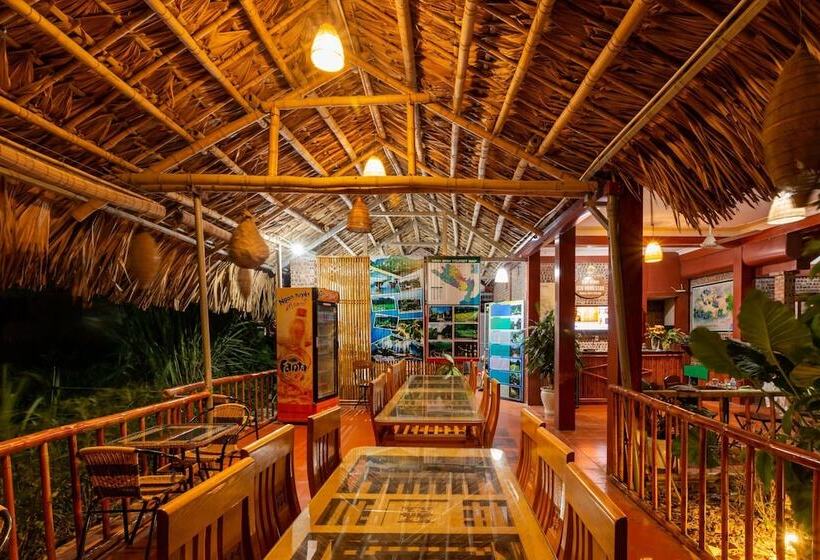 پانسیون Bai Dinh Eco Homestay