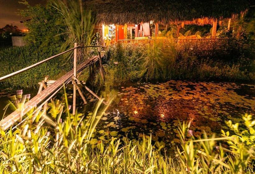 پانسیون Bai Dinh Eco Homestay